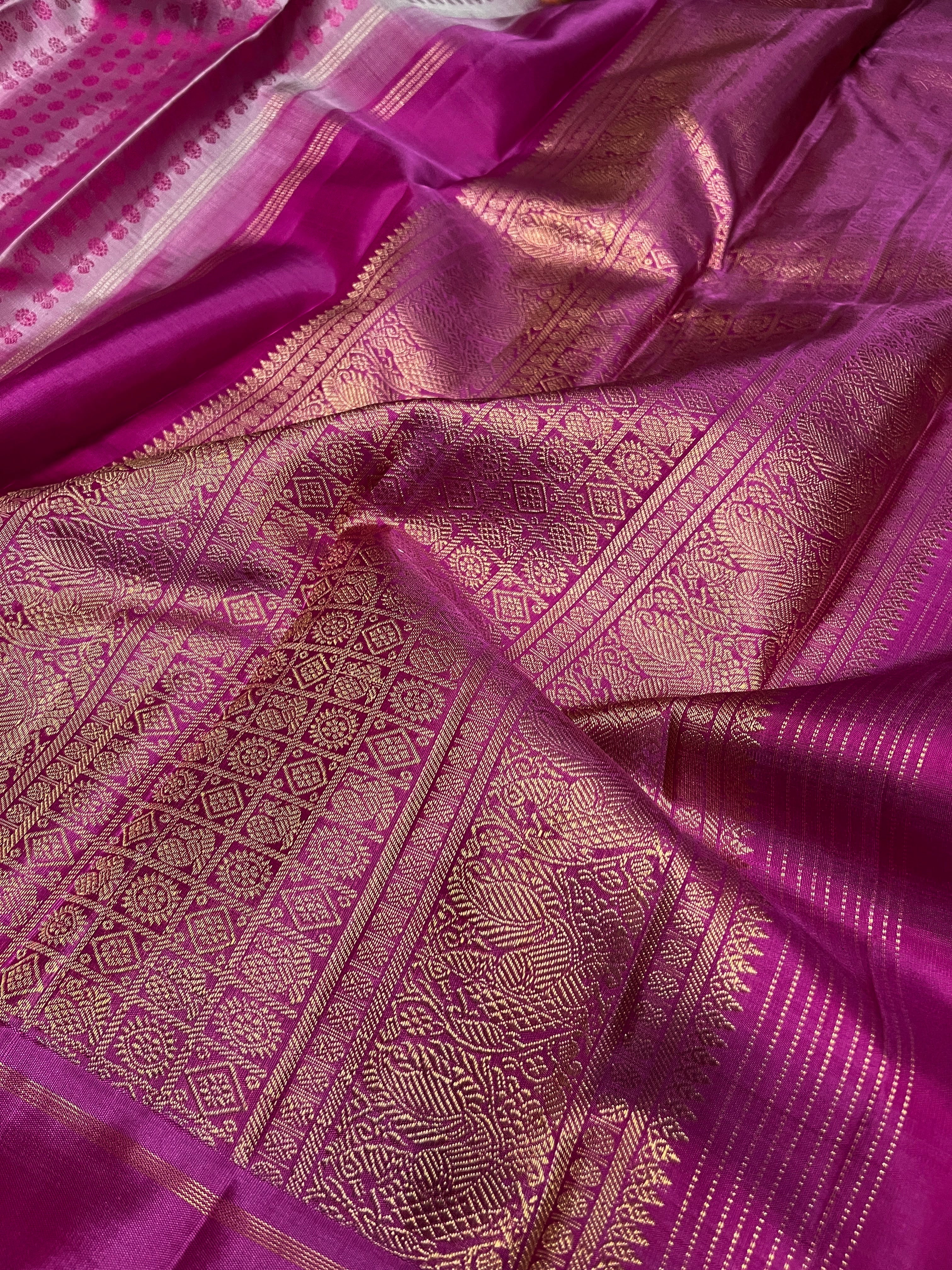 Tejasvi mayil chakram Kanchipuram silk saree