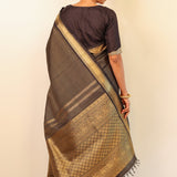 Yukta vaira oosi kanchi silk saree