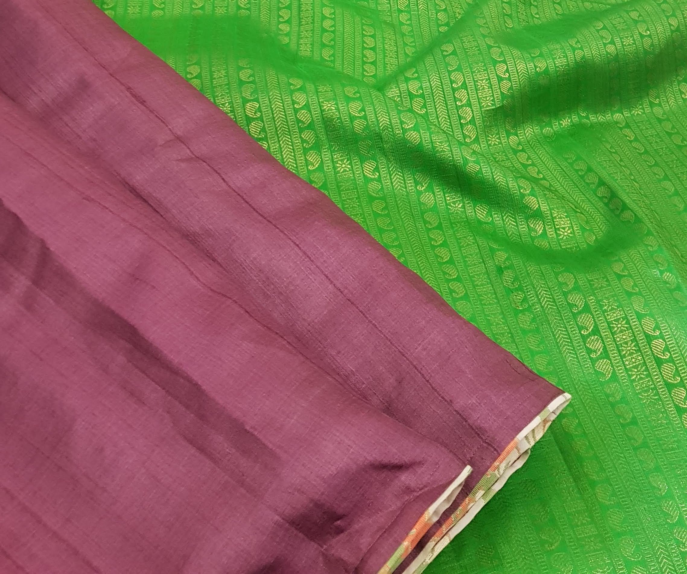 Apoorva -Mauve tussar saree with green kanchi silk pallu