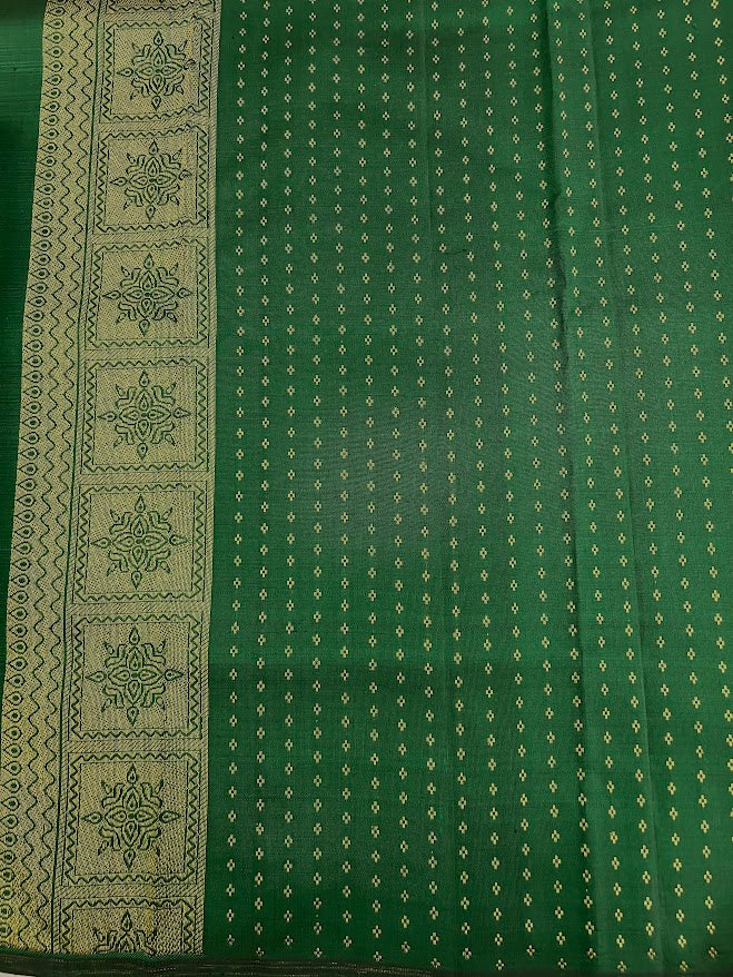 Bottle green thodar butta kanchipuram silk saree 2