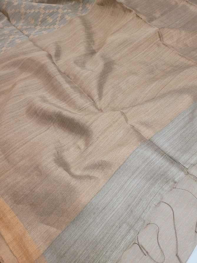 Grey handloom matka silk saree 2