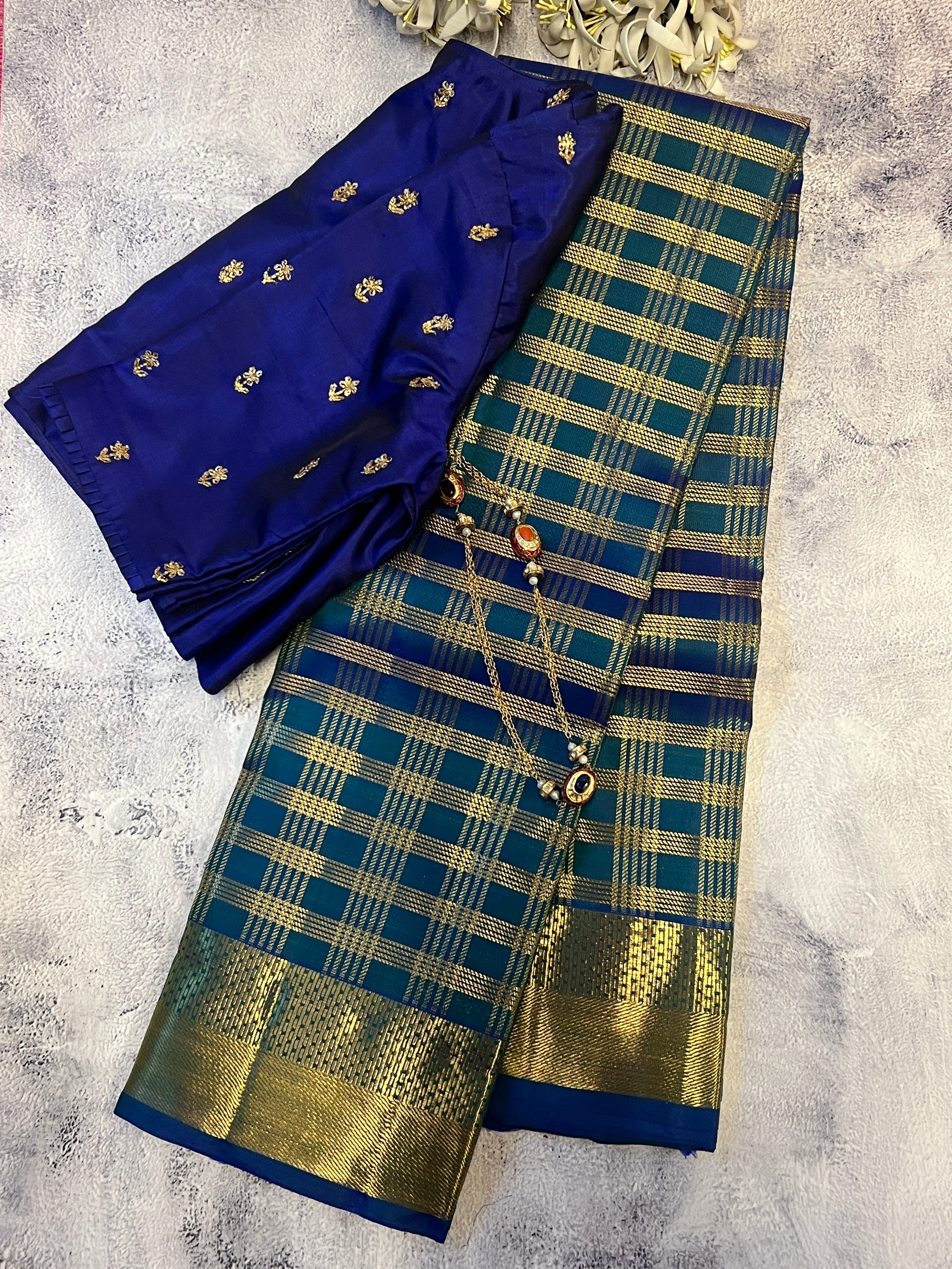 Sumangala checked kanchipuram silk saree