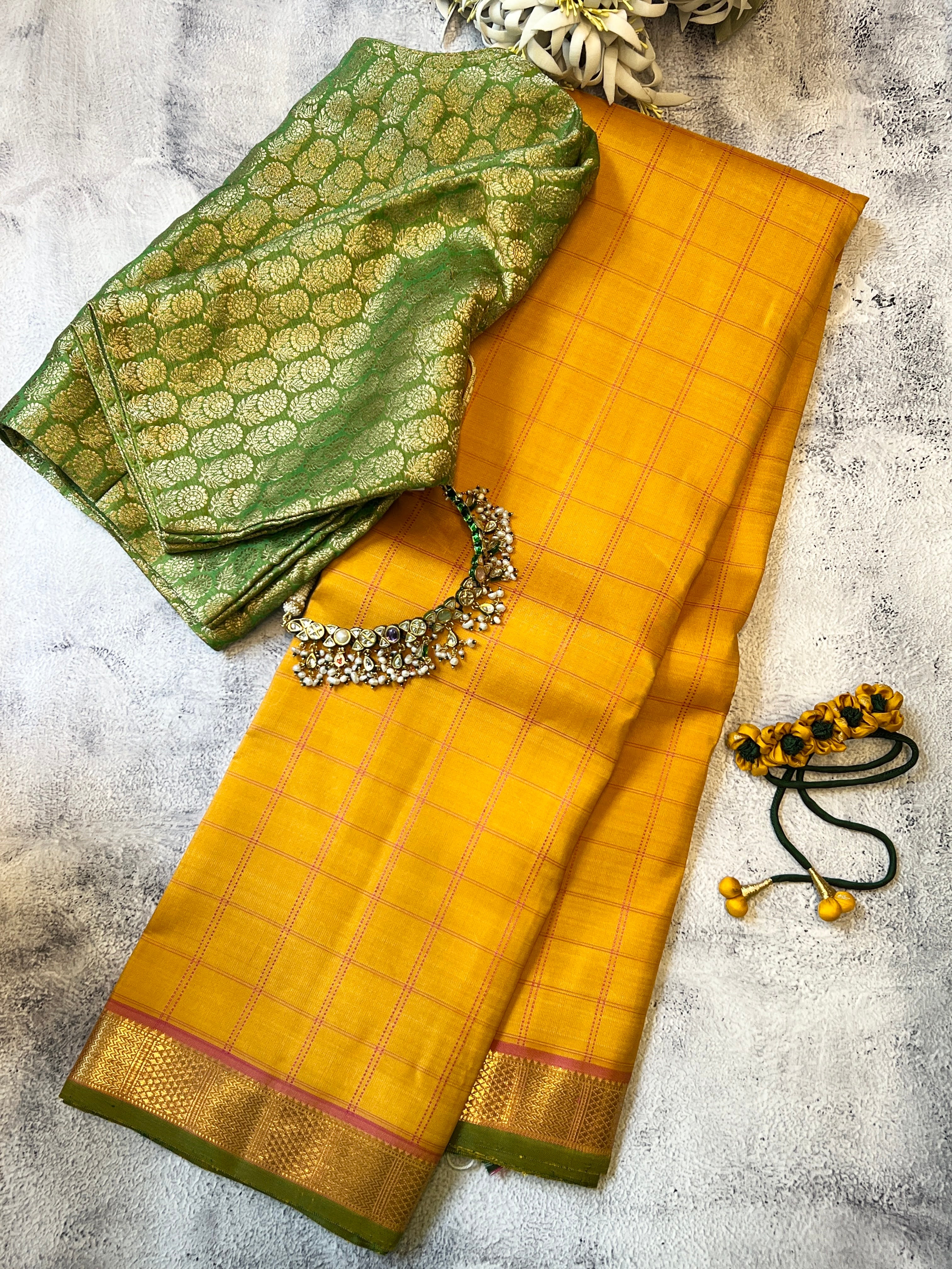 Charita checked zari border kanchipuram silk saree