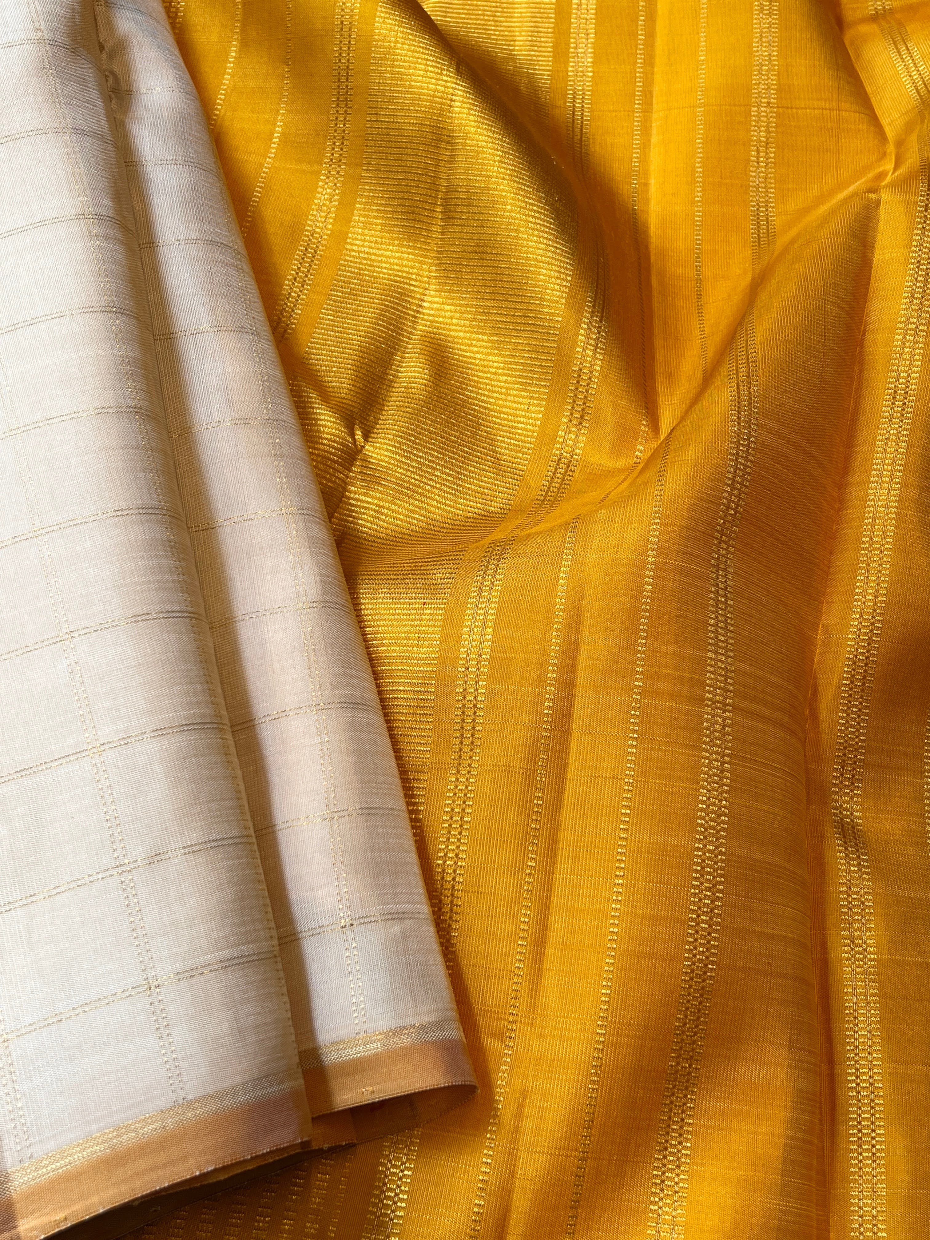 Charita zari checked kanchipuram silk saree