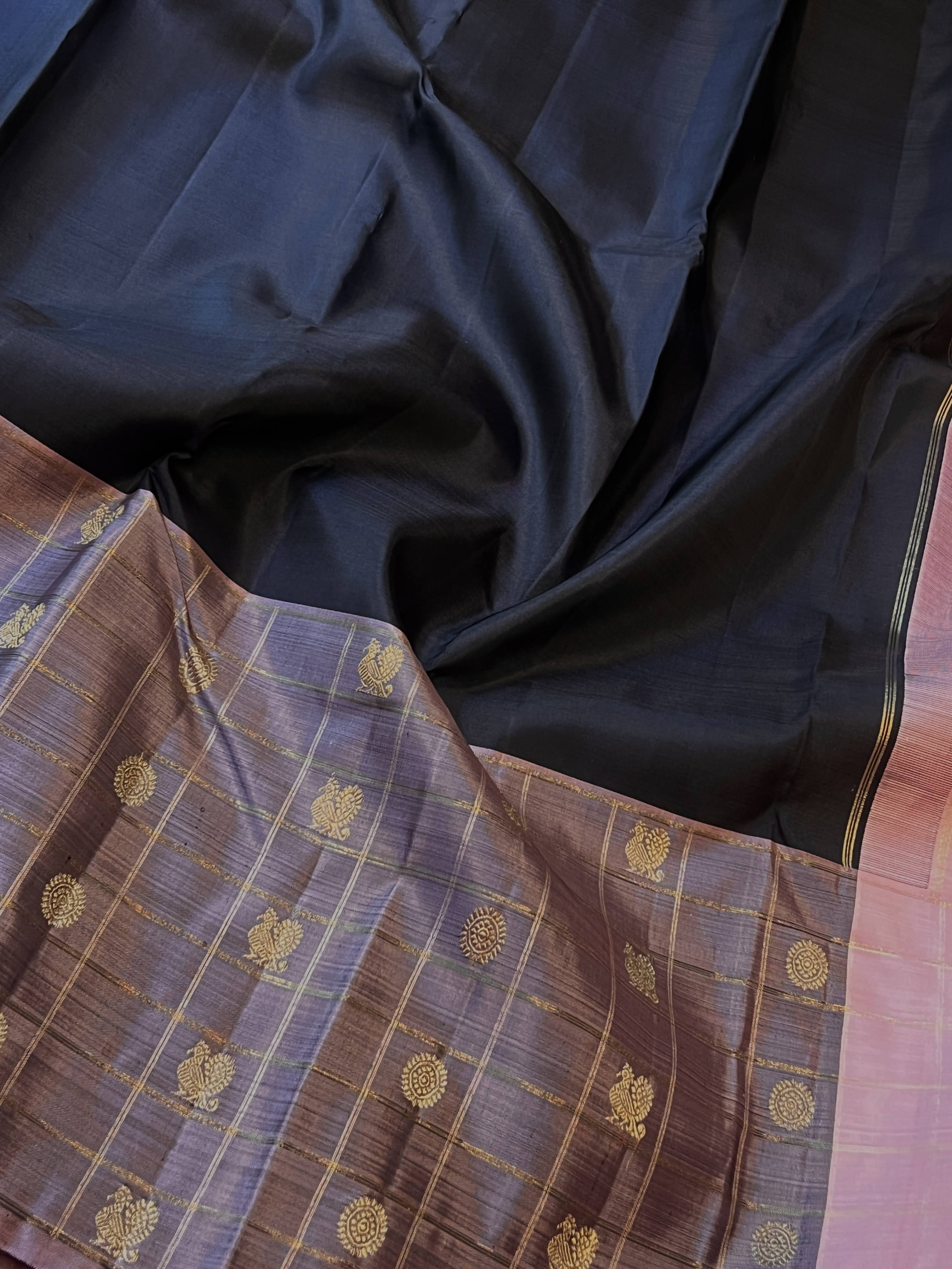 Trayi mayil chakram kanchipuram silk saree