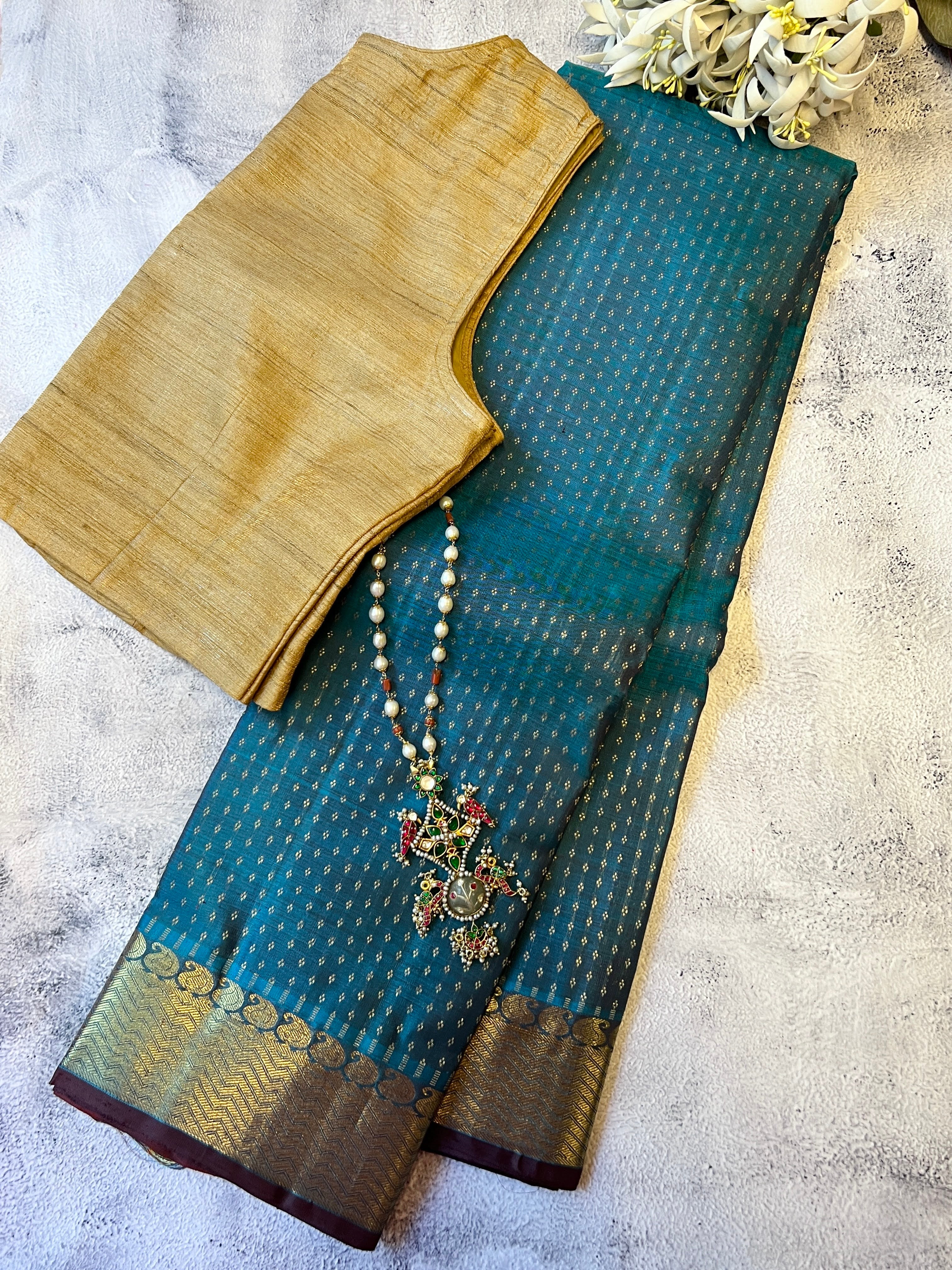 Sumangala million lights kanchipuram silk saree