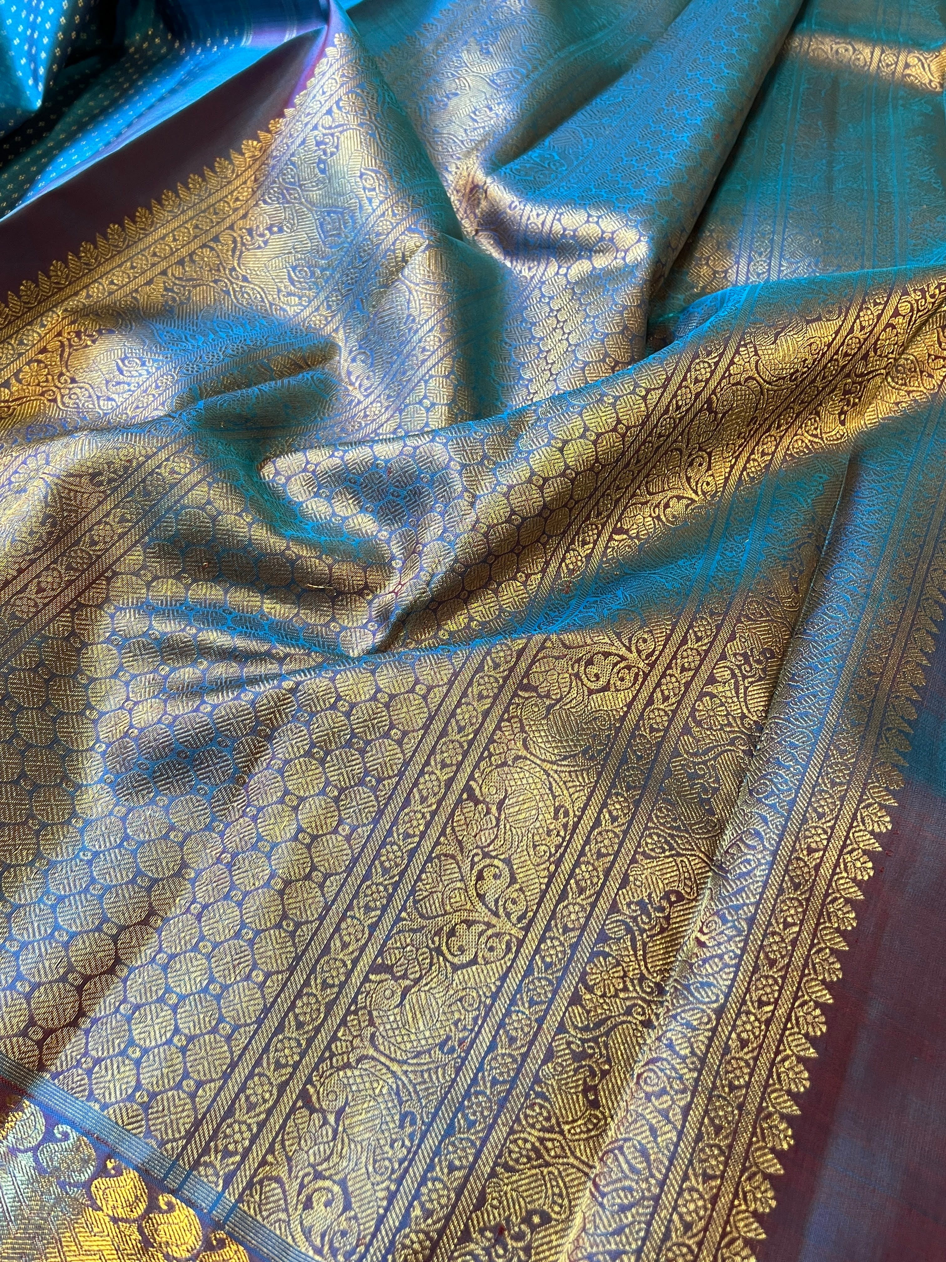 Sumangala million lights kanchipuram silk saree