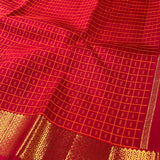 Charita dotted lines kanchi silk saree with border