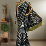 Tuhina print play stripe saree