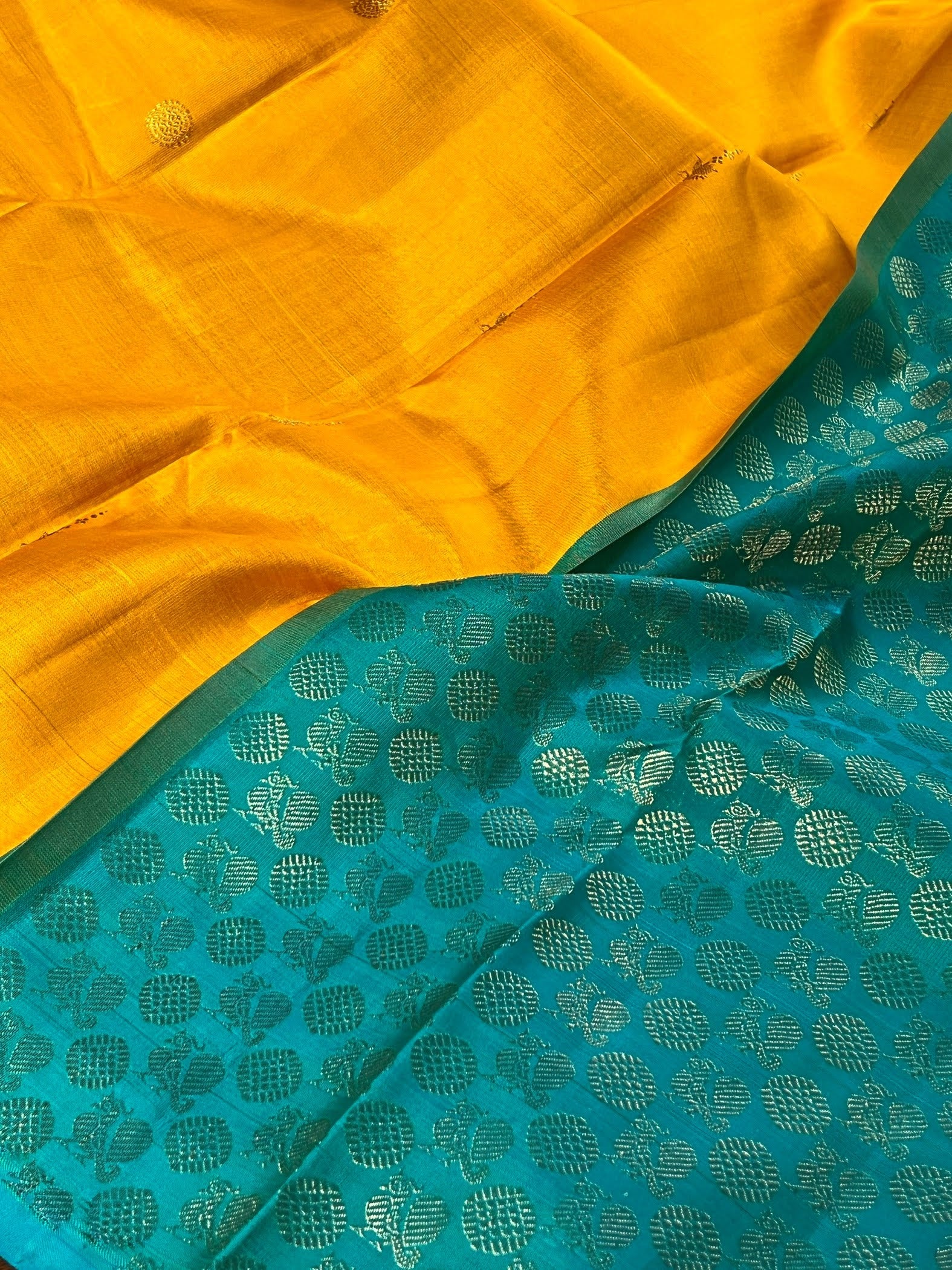 Ranya mayil chakram kanchipuram silk saree