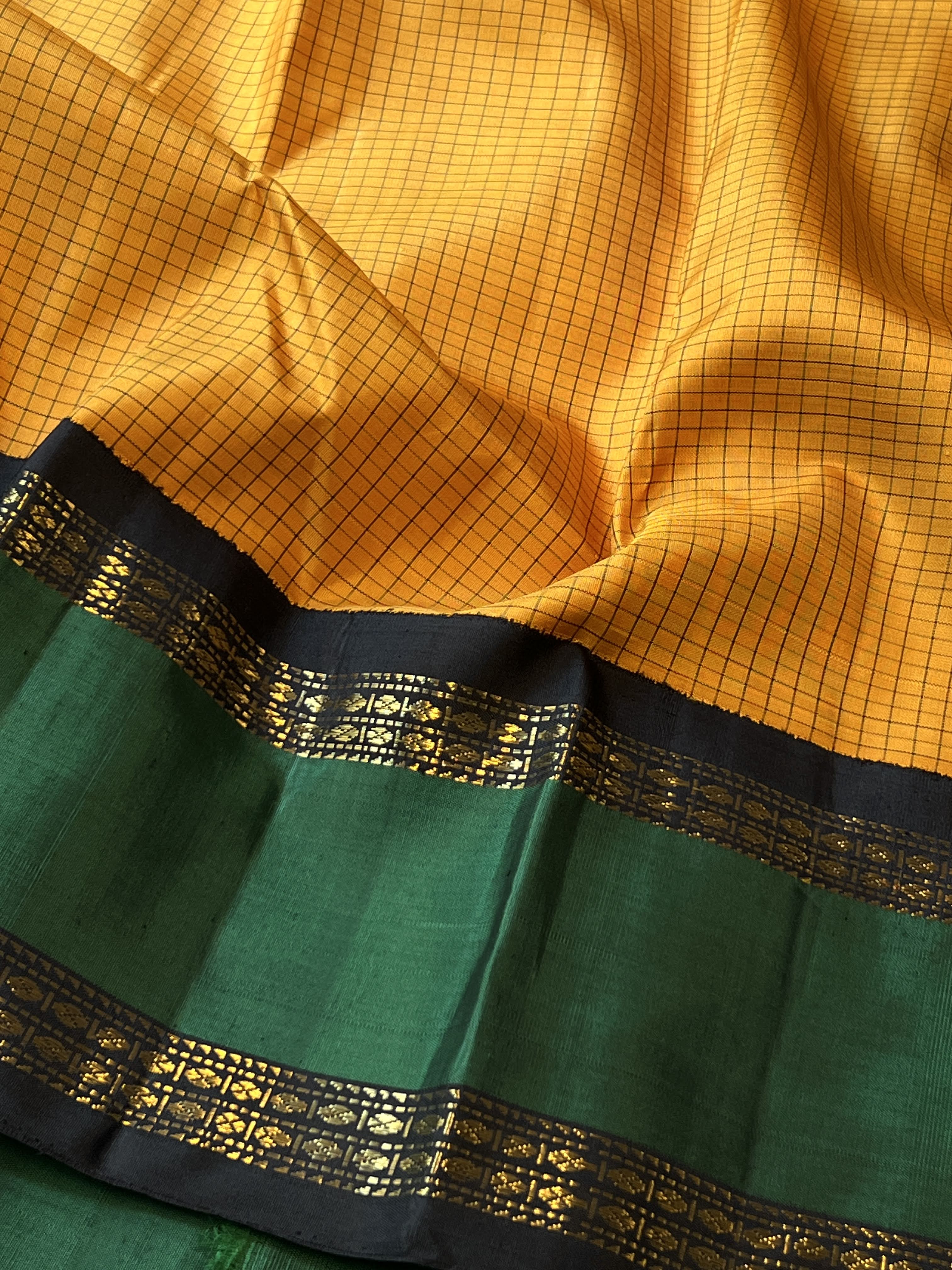 Mohana thread checkered kanchi silk saree