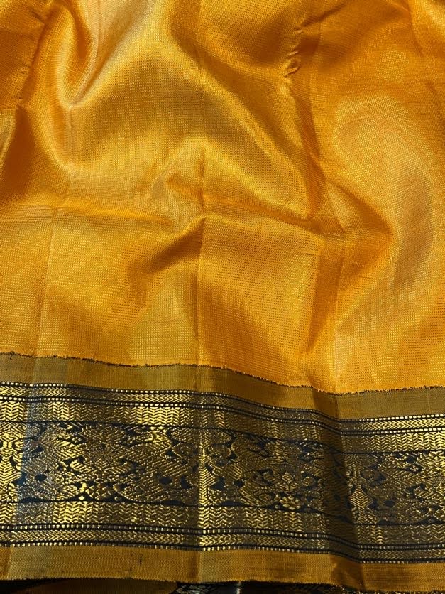 Yukta korvai vaira oosi kanchipuram silk saree