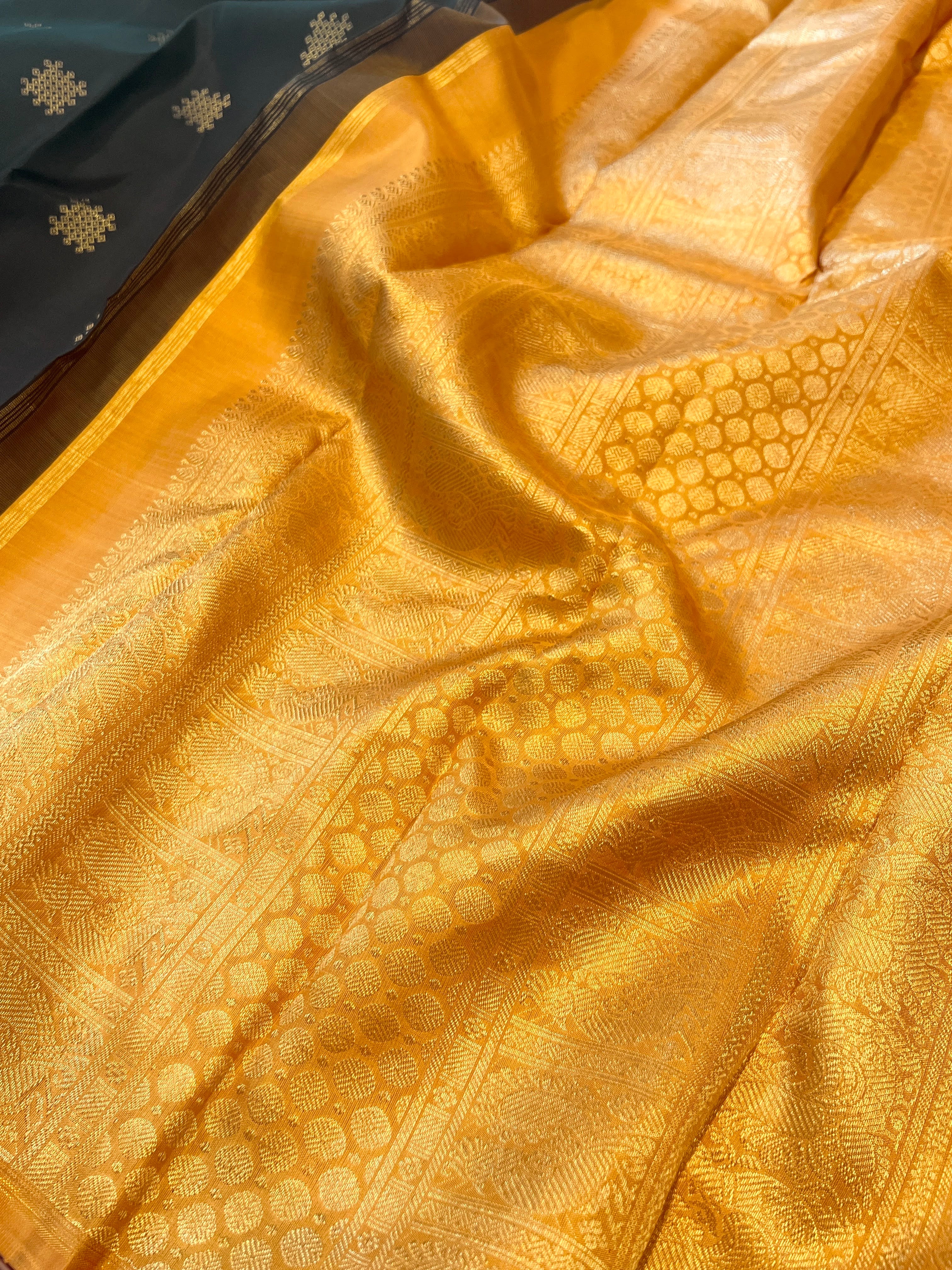 Vera kolam kanchipuram silk saree