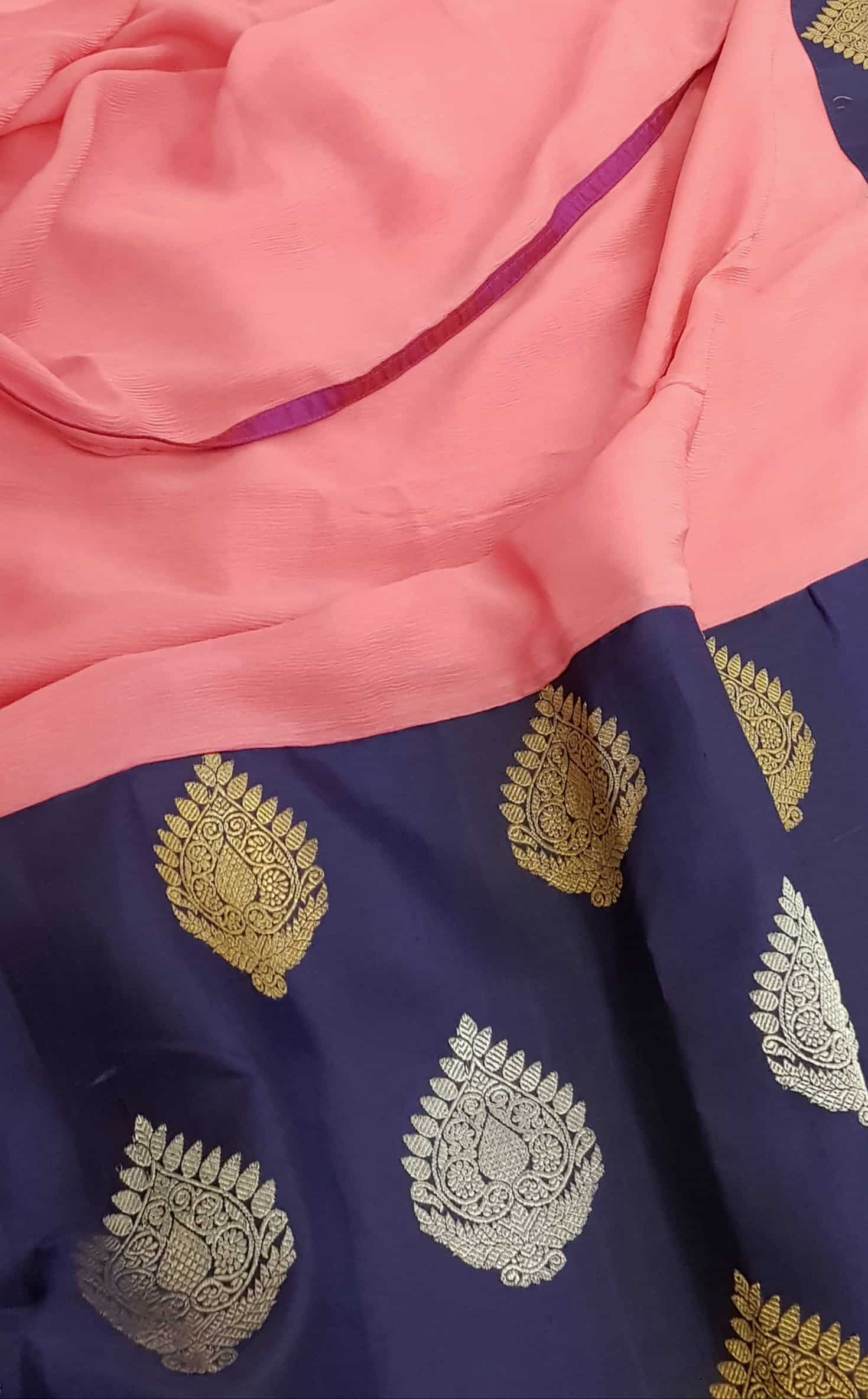 Light-pink-and-navy-blue-chiffon-saree-with-attached-Kanchi-silk-border-5.jpg