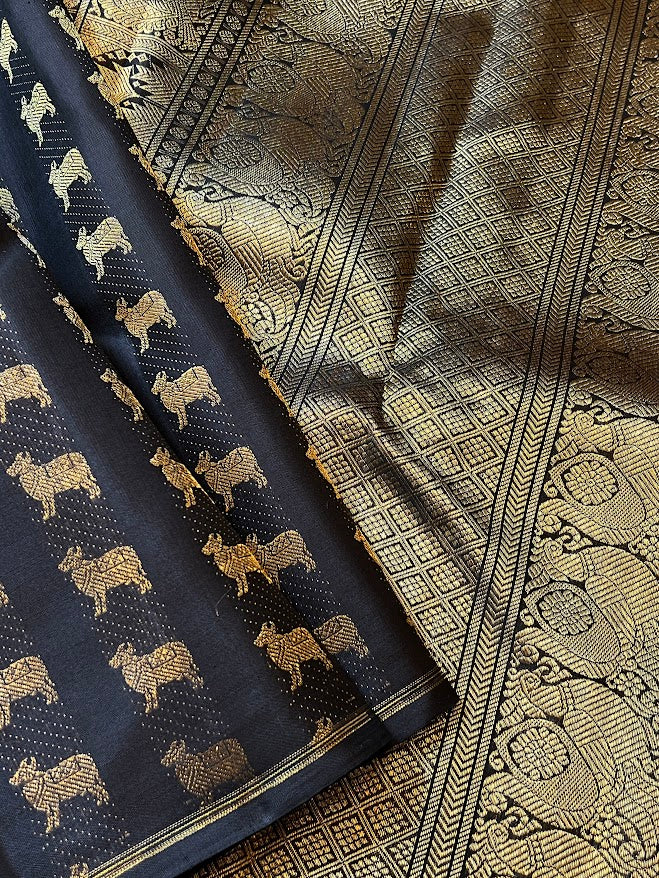 Meera black kamadhenu kanchipuram silk saree 1