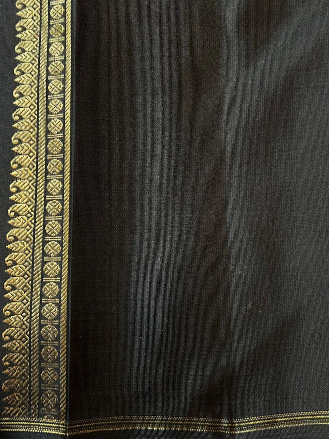 Meera black kamadhenu kanchipuram silk saree 4