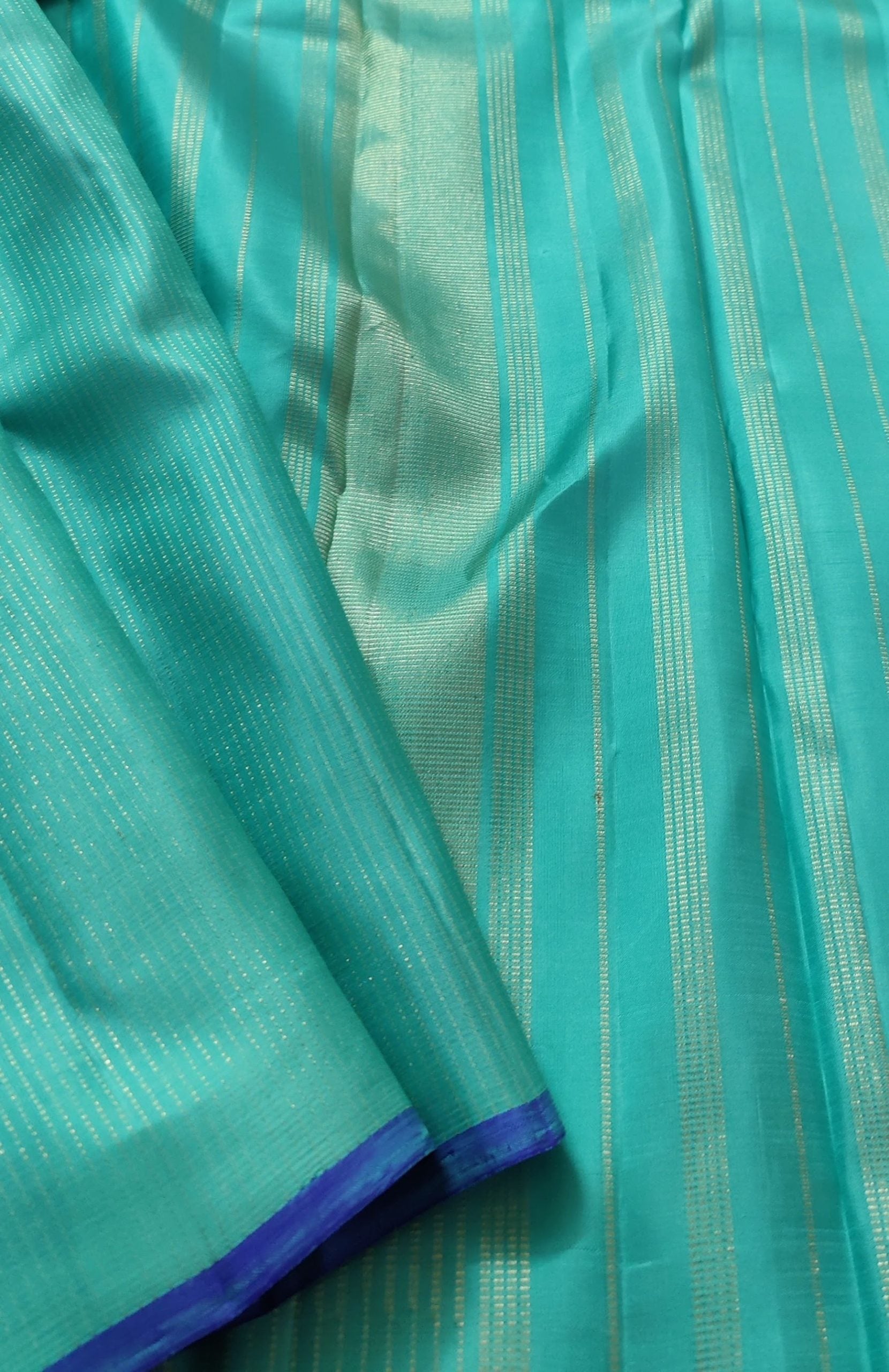 Nihira-Teal-saree-4.jpg