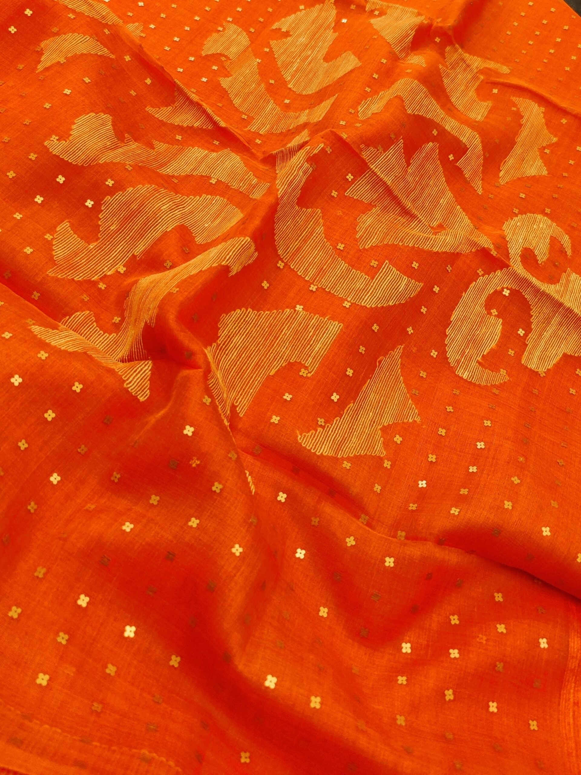 Orange-handwoven-Matka-silk-saree-with-sequins-3.jpg