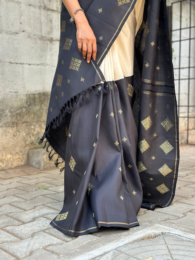 Ranya black cream korvai kanchipuram silk saree 3