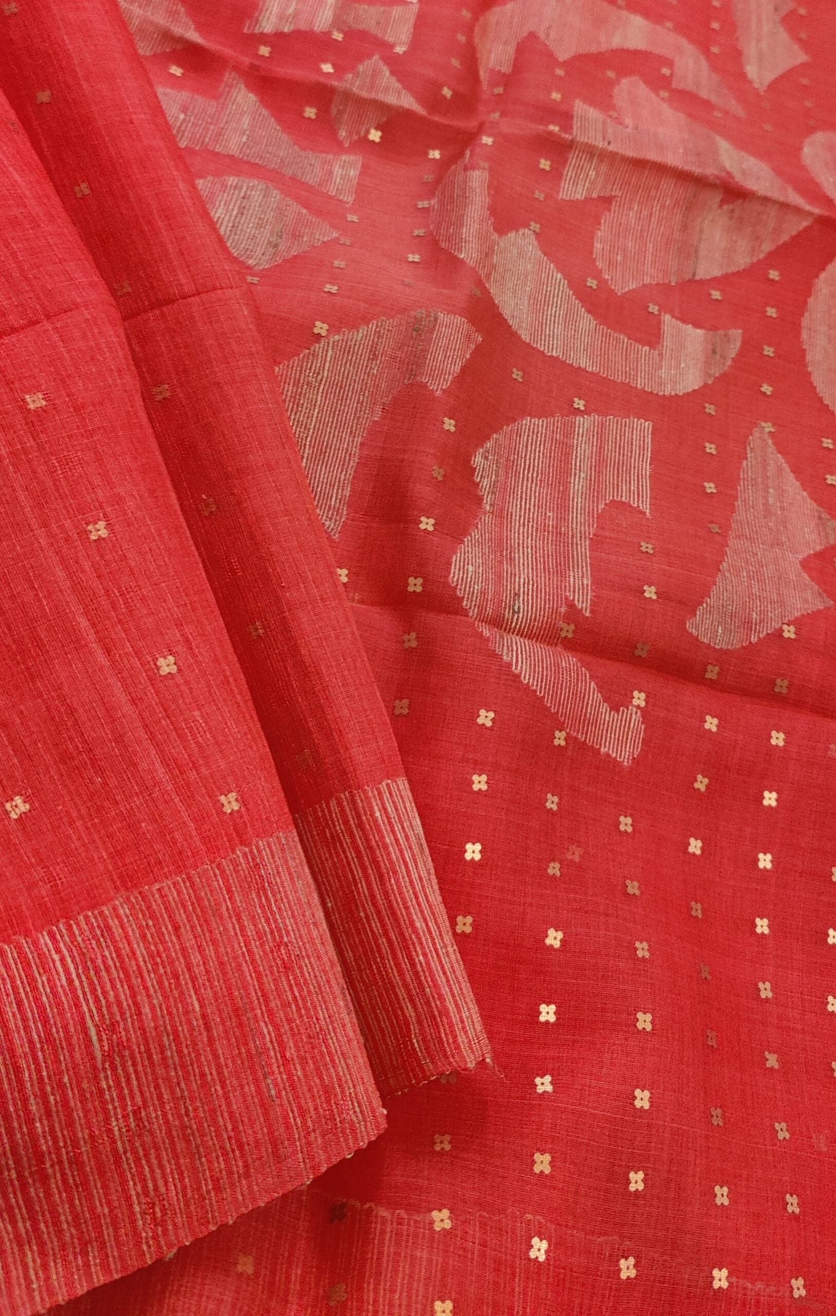 Red-handwoven-Matka-silk-saree-with-sequins-4.jpg