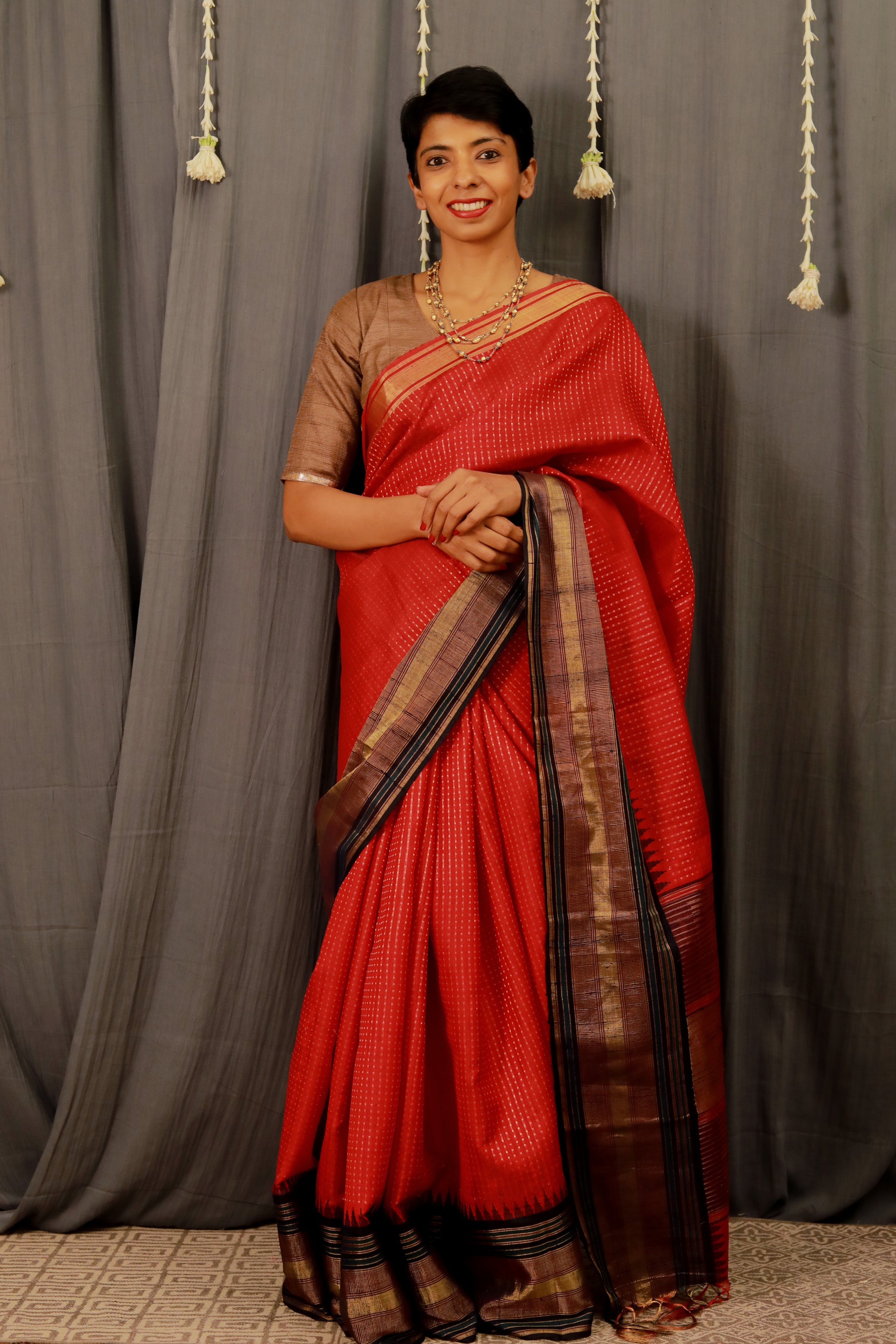 Zari woven handloom silk