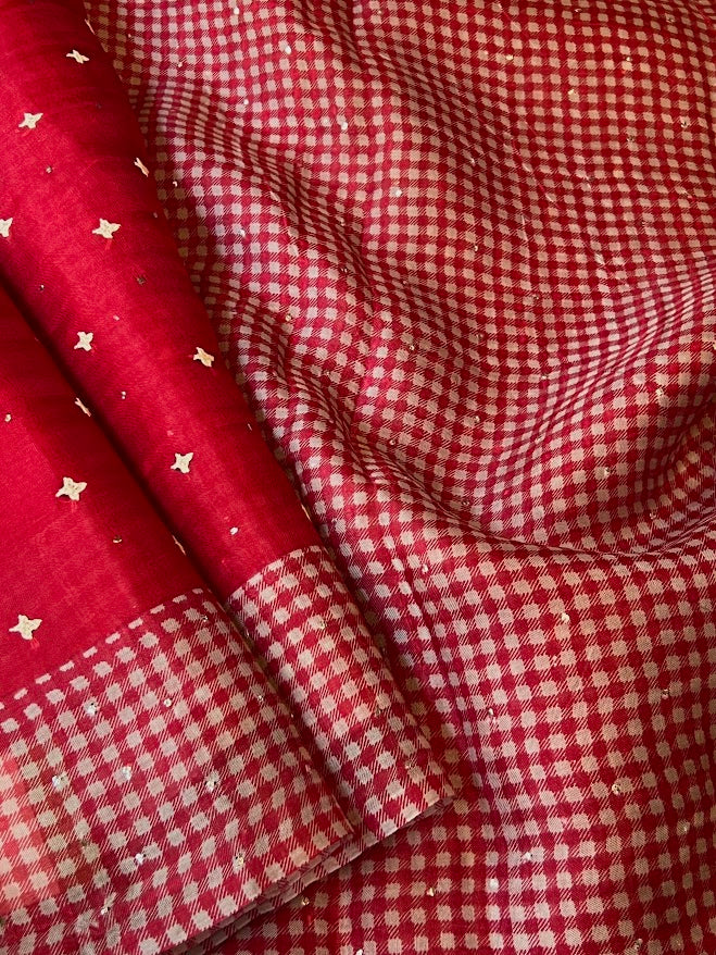 Tuhina red organza saree