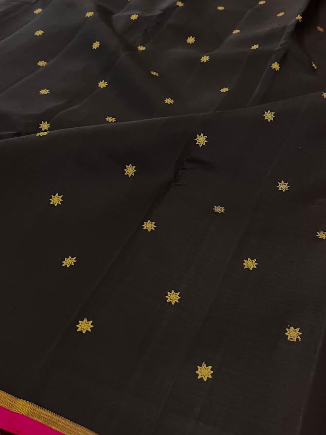 Vera black peach kanchipuram silk saree 2