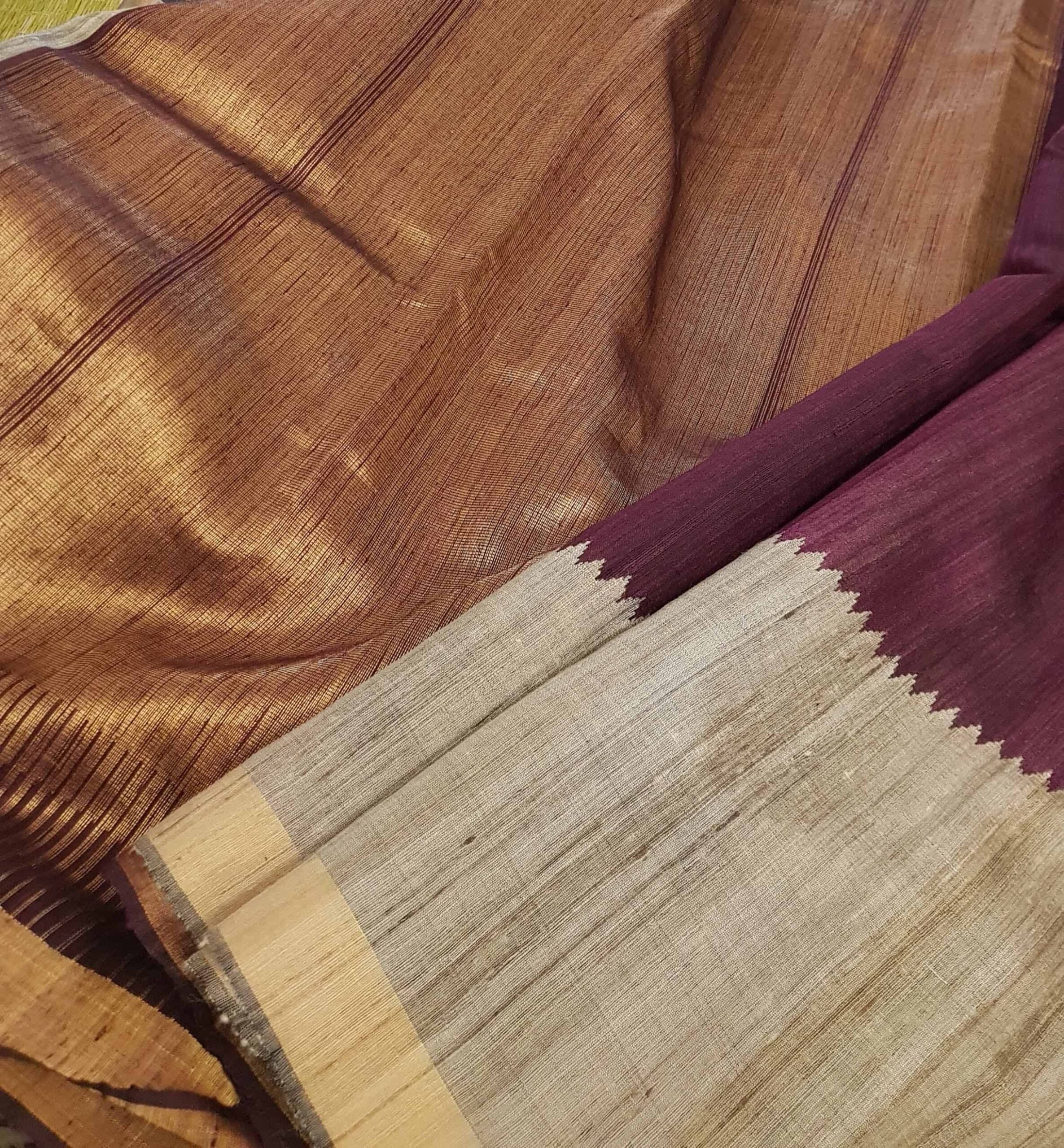 Violet-and-grey-Matka-silk-saree-in-raising-pattern-with-zari-border-and-pallu-3.jpg