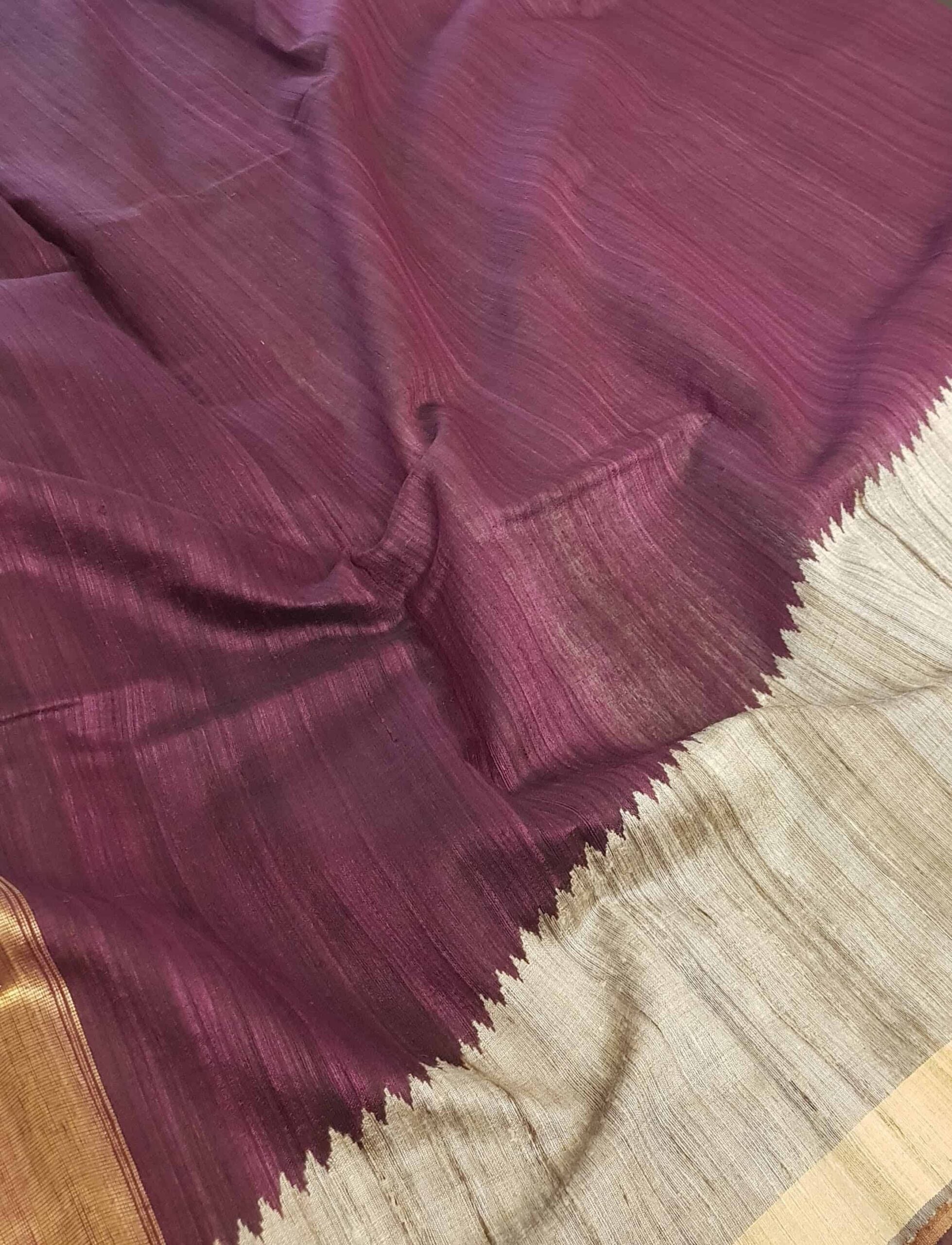 Violet-and-grey-Matka-silk-saree-in-raising-pattern-with-zari-border-and-pallu-4.jpg