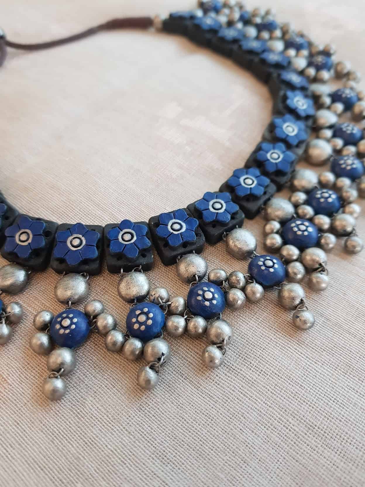 blue terracotta necklace with grey1