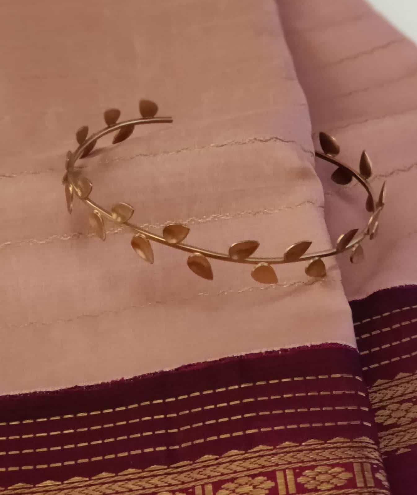 leaf choker