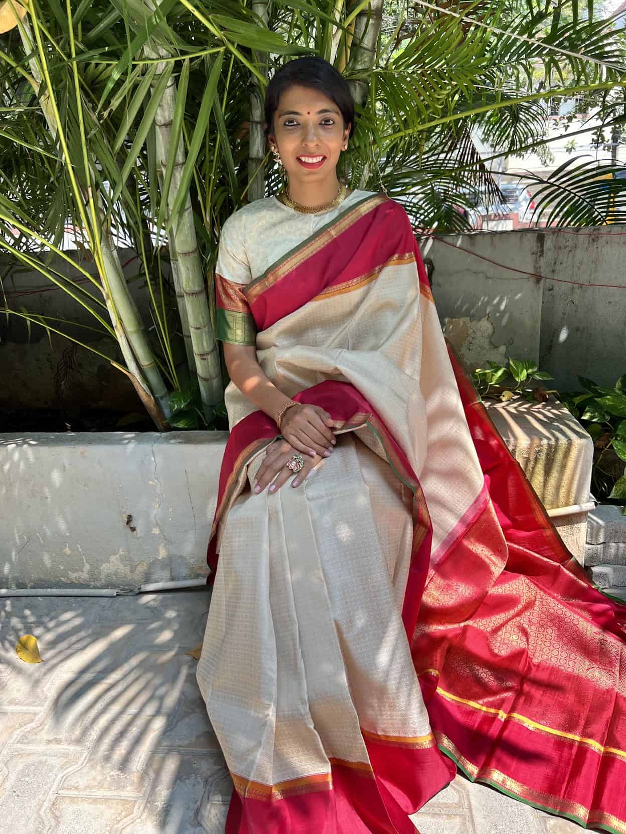 White Banarasi Silk Saree With Woven Details 4754SR34-hautamhiepplus.vn