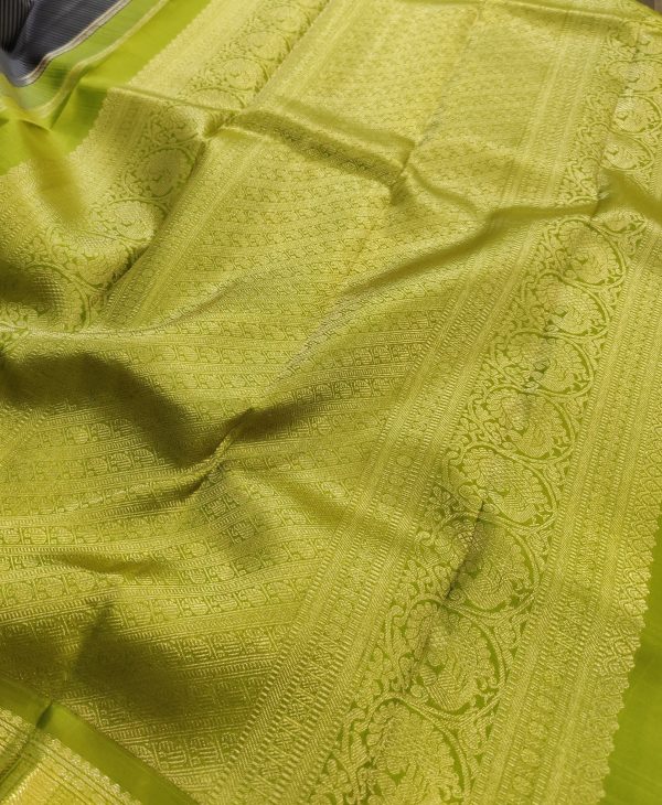 Mohana-Black and parrot green Kanchi silk (3)