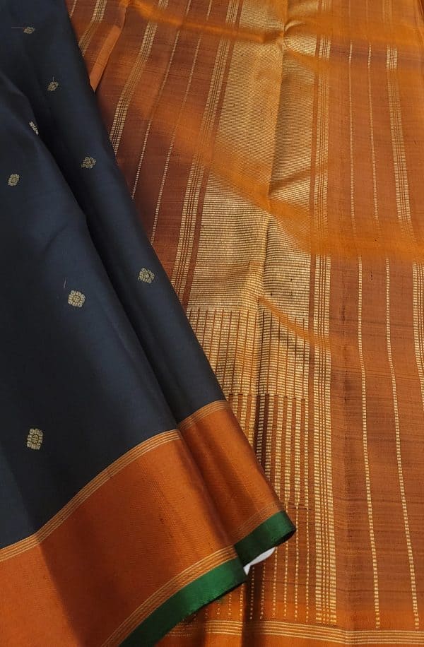 Vera - Black and saffron Kanchipuram silk (3)