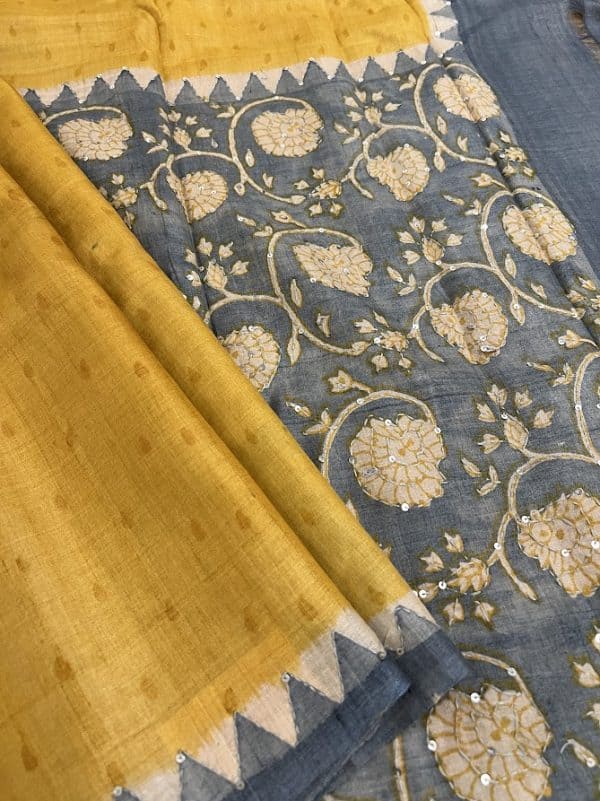Tashi - Mustard grey handprinted saree with kantha embroidery