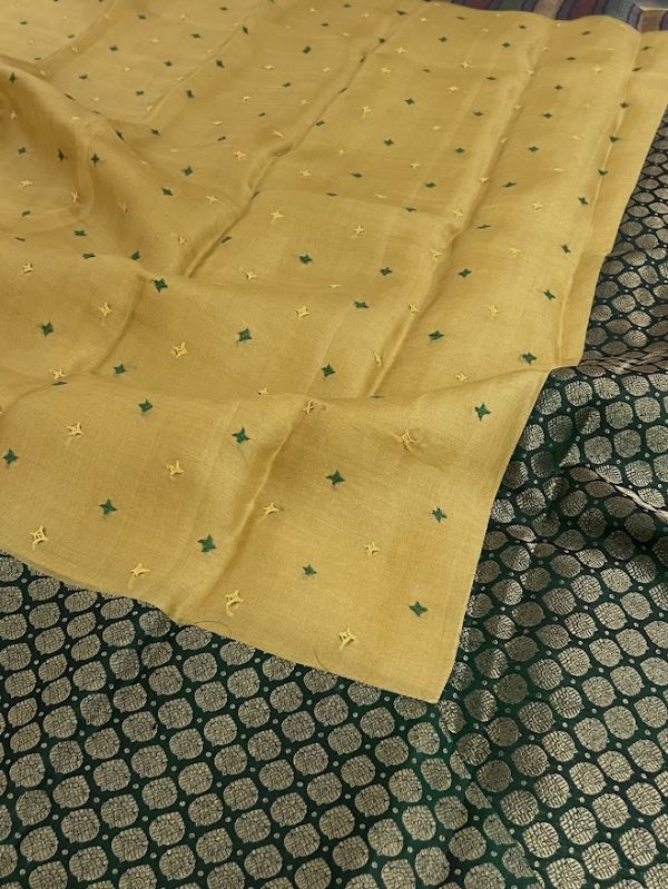 Mishrita Gold and green organza saree with kanchi silk border